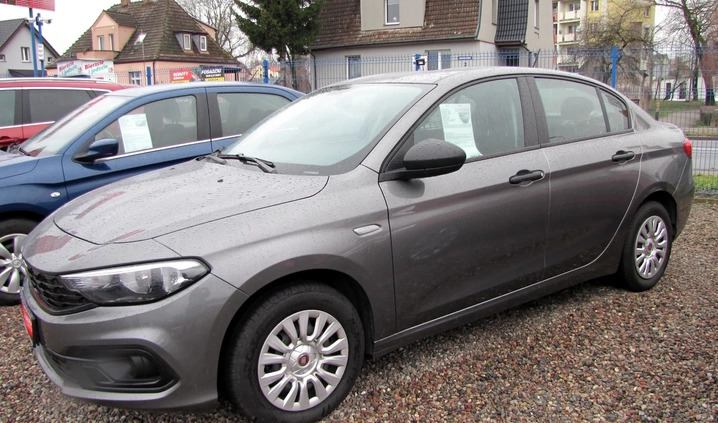 Fiat Tipo cena 52900 przebieg: 50960, rok produkcji 2021 z Czerniejewo małe 106